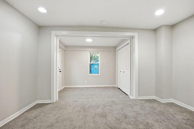 Building Photo - 1041 Market St