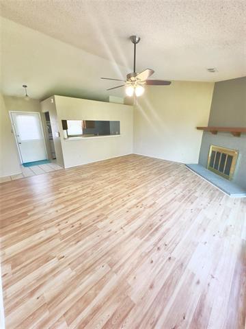 Building Photo - 7401 Canoga Cir