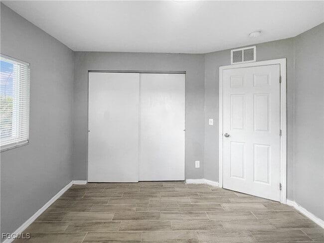 Building Photo - 123 Gordon Ave S