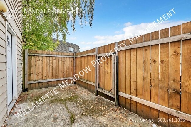 Building Photo - 4669 Nandale Dr NE