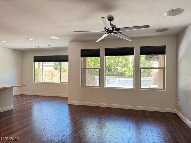 Building Photo - 2090 Morro Vista Dr