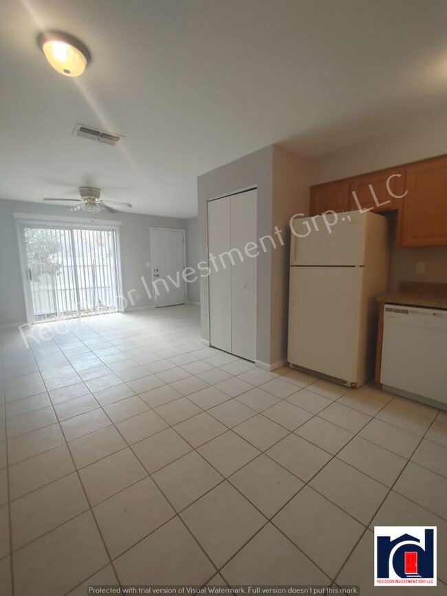 Building Photo - Renovated 2 Bedroom 1 Bath Quadplex-Ocala!