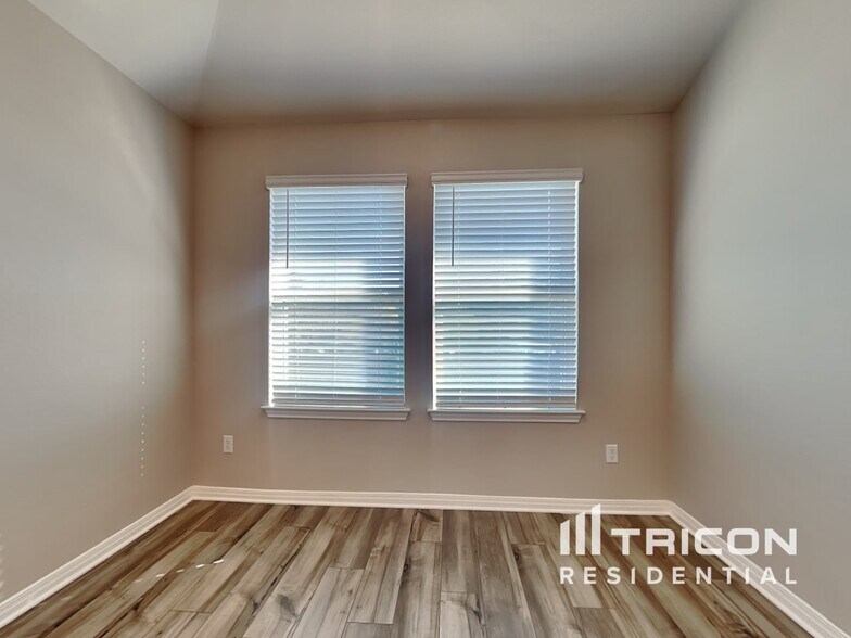 Building Photo - 11803 Copperstone Ave