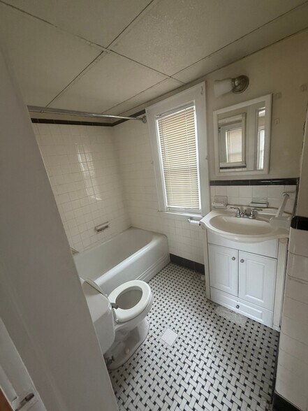 Building Photo - 63 Highland St