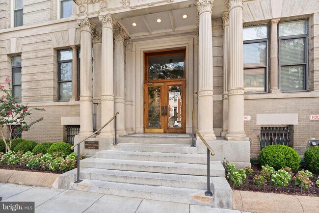Building Photo - 1325 13th St NW