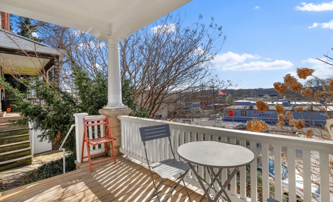 Building Photo - Stunning & Spacious 3 Bed/2 Bath Hampden Home - Fenced Backyard!