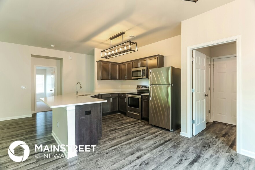 Building Photo - 281 Hillcrest Dr