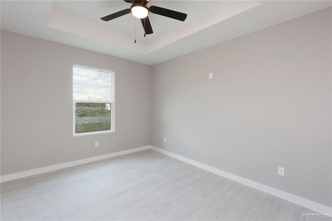 Building Photo - 21 Hope Dr