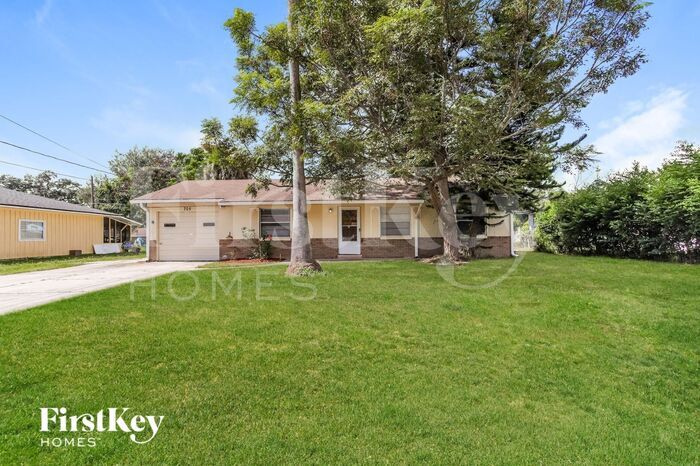 Primary Photo - 705 Vincent Dr
