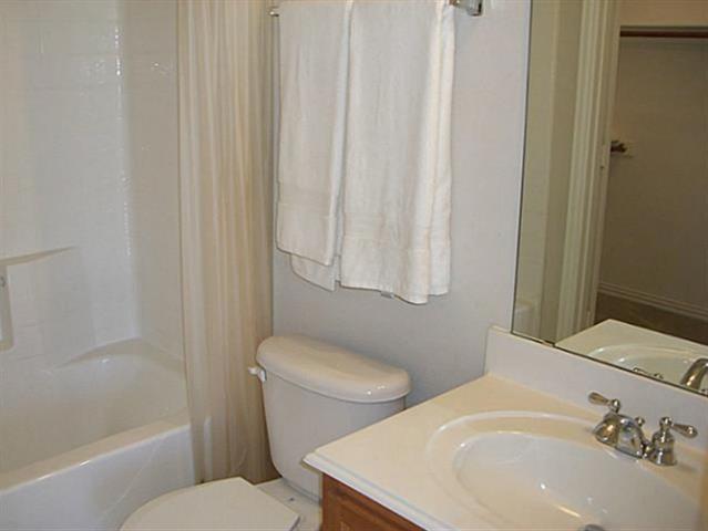 Building Photo - 1102 Bethel School Ct