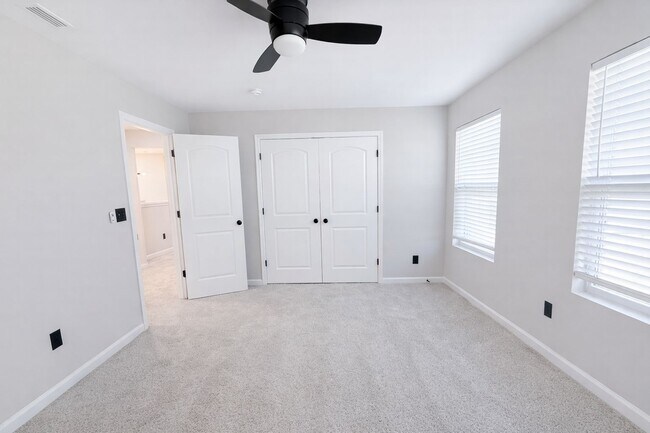 Building Photo - 12881 Clydesdale Dr