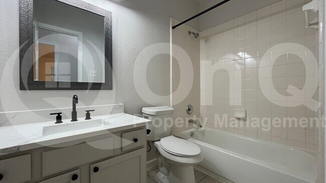 Building Photo - 1509 Lacewing Dr