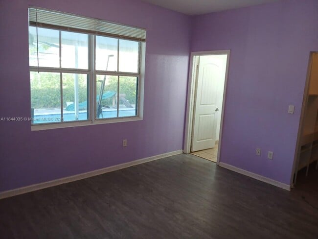 Primary Photo - 22525 SW 111th Ave