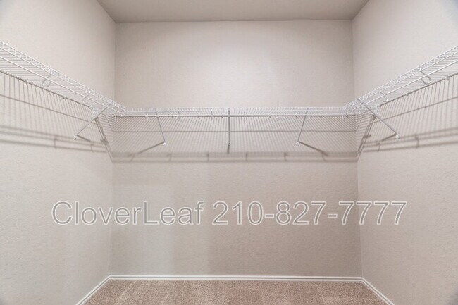 Building Photo - 13040 Heathers Sun
