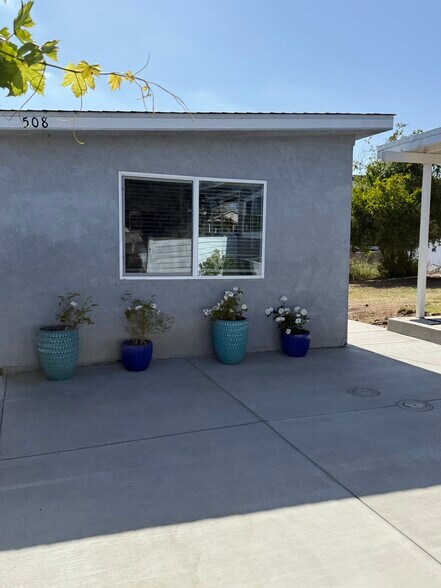 Building Photo - 508 Leghorn Ave