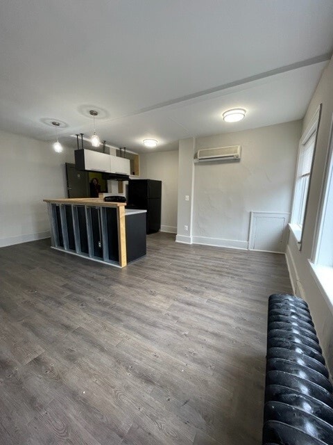 Building Photo - Marion Manor Apartments