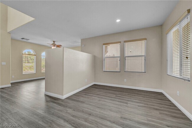 Building Photo - 12052 Hathaway Pines Dr