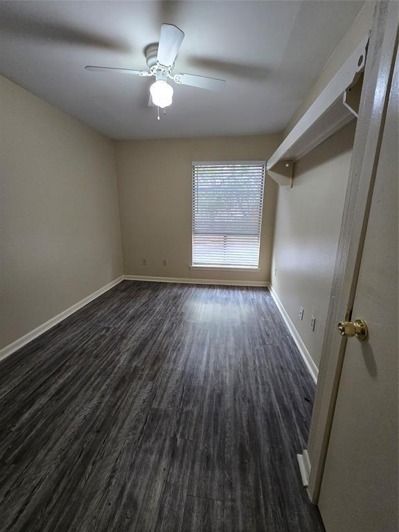 Building Photo - 1705 Crossing Pl