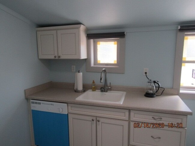 Building Photo - Newly Refurbished Jacksonville Cottage 1be...