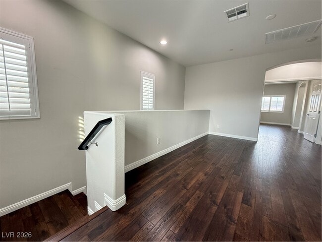 Building Photo - 132 Dunblane St