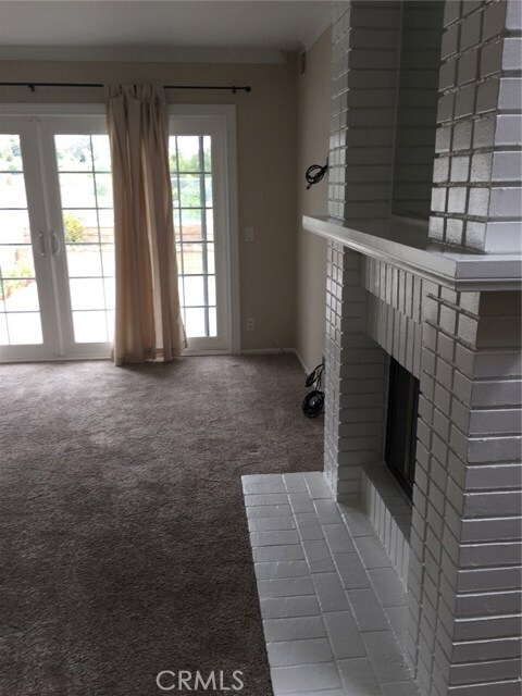 Building Photo - 22276 Summit Hill Dr