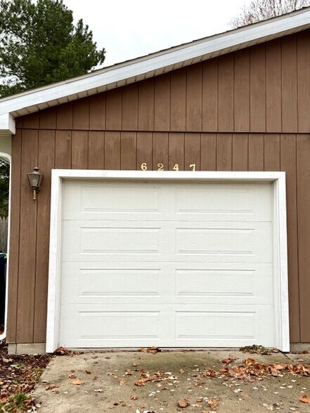 Building Photo - 6247 Amanda Dr