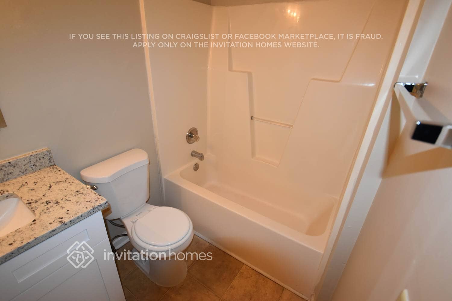 Building Photo - 395 Oakdale Cir