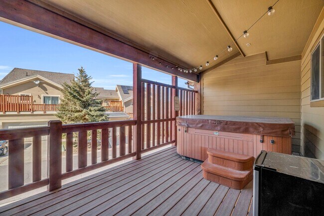 Building Photo - Furnished Bear Hollow Townhome