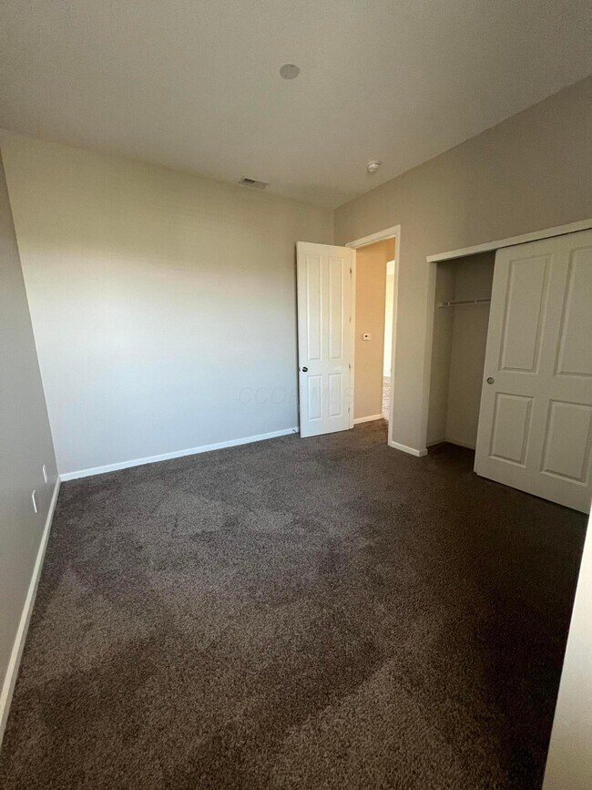 Building Photo - 3203 Rossmore Cir