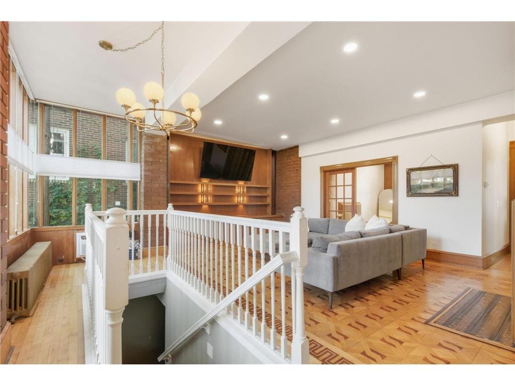 Building Photo - 2701 DuPont Ave S