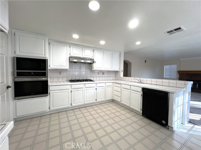 Building Photo - 206 Goldenrod Dr