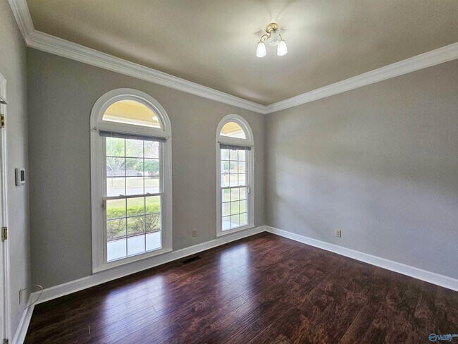 Building Photo - 102 Fred Atkinson Rd