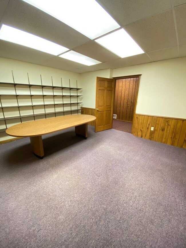 Building Photo - 118/120 E Huron