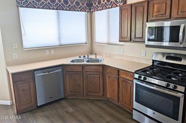 Building Photo - 6752 E Desperado Dr