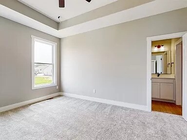 Building Photo - 520 Meadows Ct