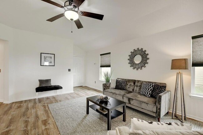 Building Photo - 173 Rafe Ct