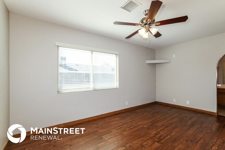 Building Photo - 6653 N 84th Ln