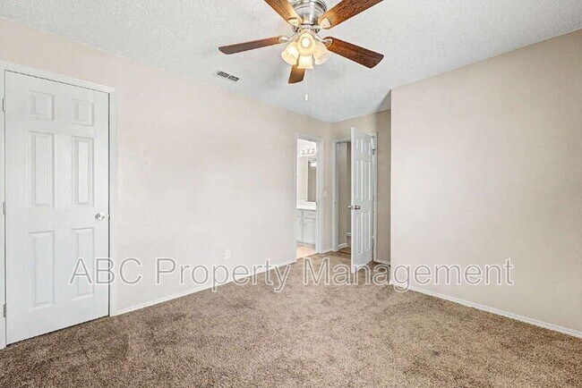 Building Photo - 3033 Mica St