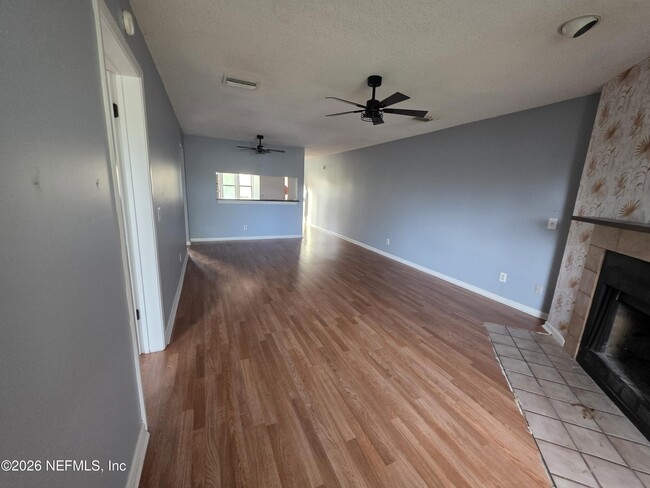 Building Photo - 5615 San Juan Ave