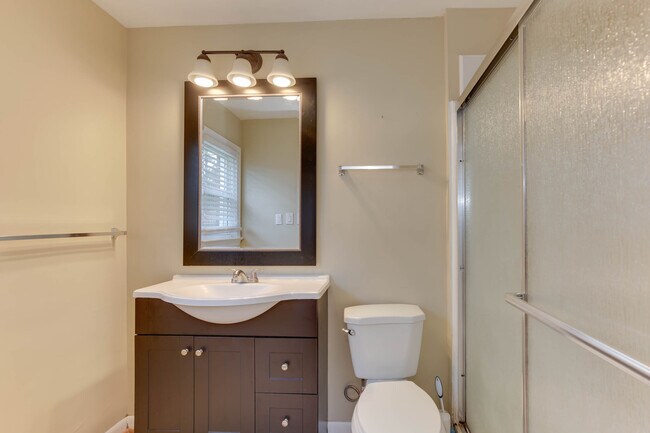 Building Photo - 1701 Meredith Rd