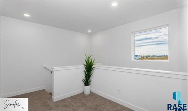 Building Photo - 1263 N Marion Rd