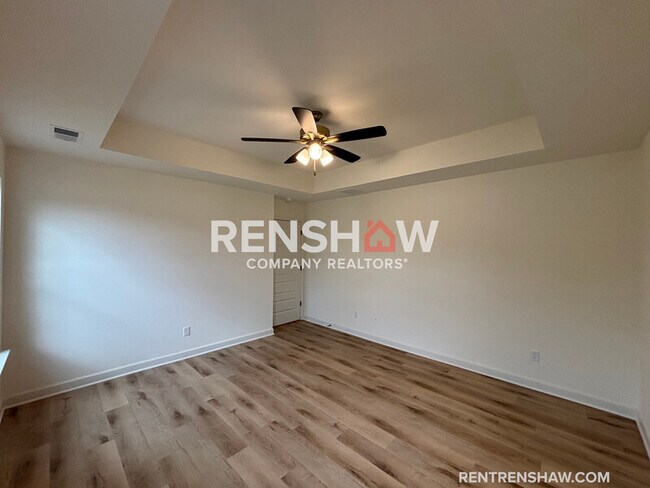 Building Photo - 6522 John Hamilton Wy E