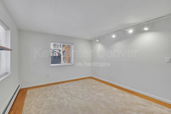 Building Photo - 1045 N Clarkson St