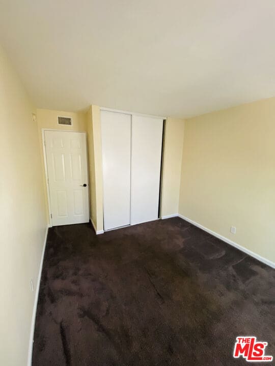 Building Photo - 8725 Beckenham Ln