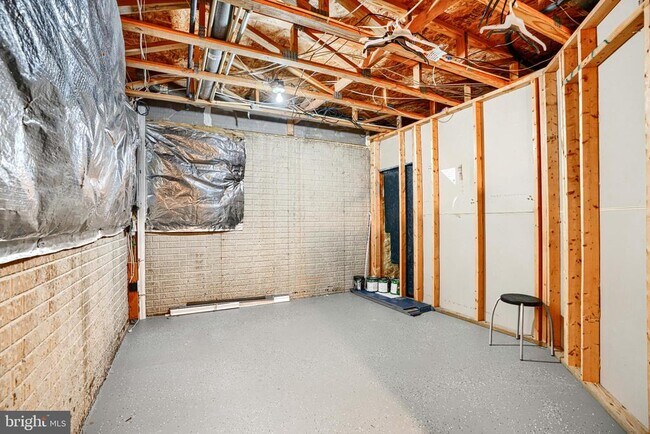 Building Photo - 6558 Ridgeborne Dr
