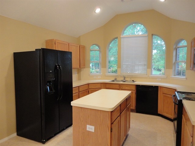 Building Photo - 4736 N Cascades St