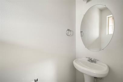 Building Photo - 17217 Adoro Dr