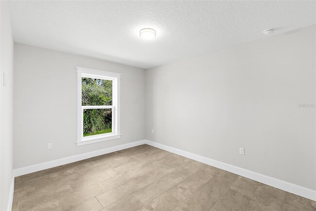 Building Photo - 86 Laramie Dr