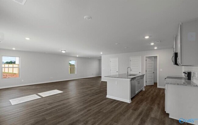 Building Photo - 27982 Chalmers Cir