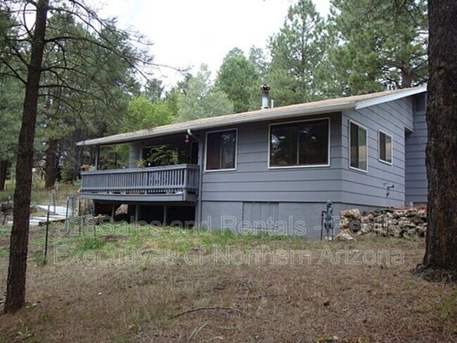 Building Photo - 2352 Chof Trail